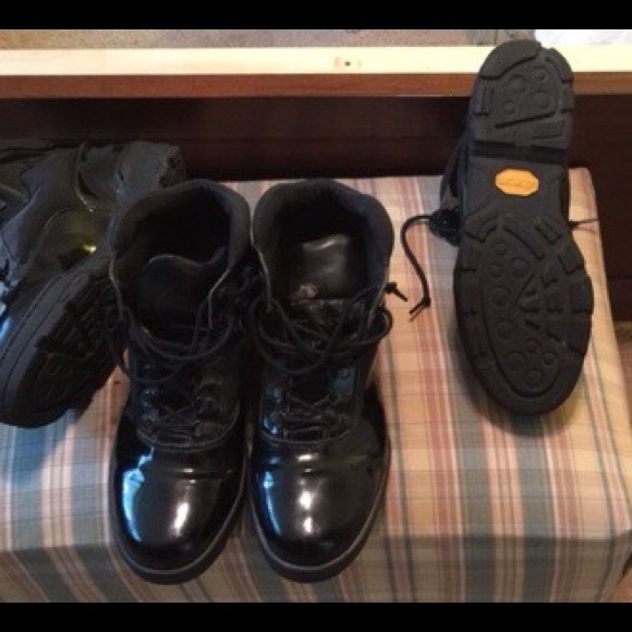 Vibram Men’s Thorogood Police/Military Boots - Picture 2 of 2